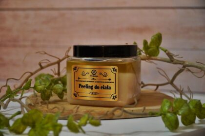 Peeling do ciała bursztyn&borowina Aurore